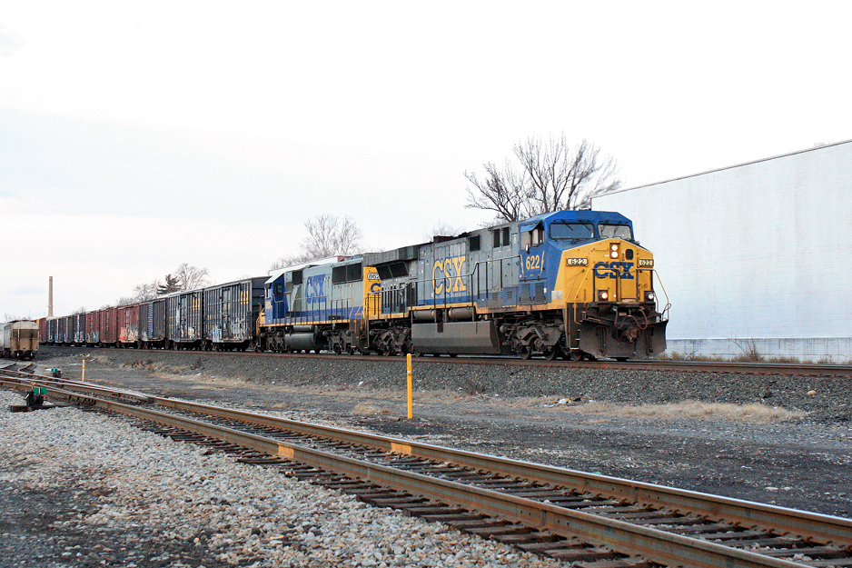 CSX 622 on Q-433